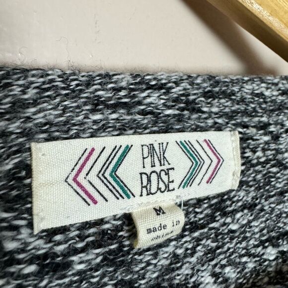 SALE! Gray Pink Rose Knit Sweater Size M EUC - Picture 5 of 5